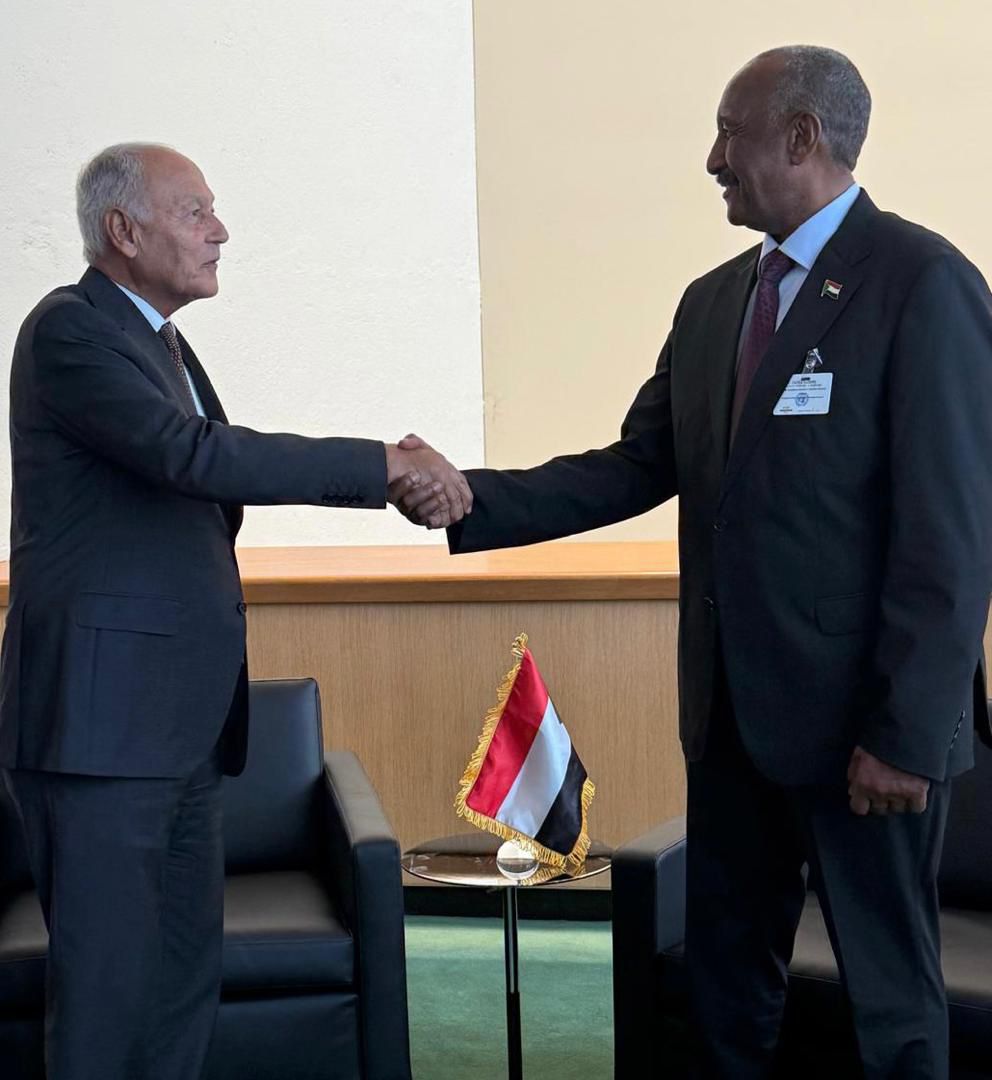 السودان – “ميرور نيوز”:  *”البرهان” يلتقي الأمين العام لجامعة الدول العربية* 