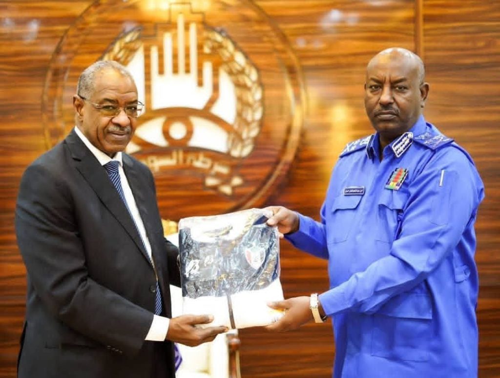 السودان – “ميرور نيوز”: *المدير العام لقوات الشرطة يلتقى رئيس إتحاد كرة القدم السودانى*