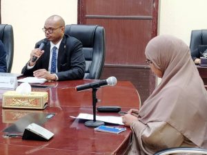 السودان – “ميرور نيوز”: *د. نوارة توجّه بتحديد الأولويات والتنسيق بين القطاعين العام والخاص والمنظمات فيما يلي تهيئة البيئة التعليمية بولاية الخرطوم*