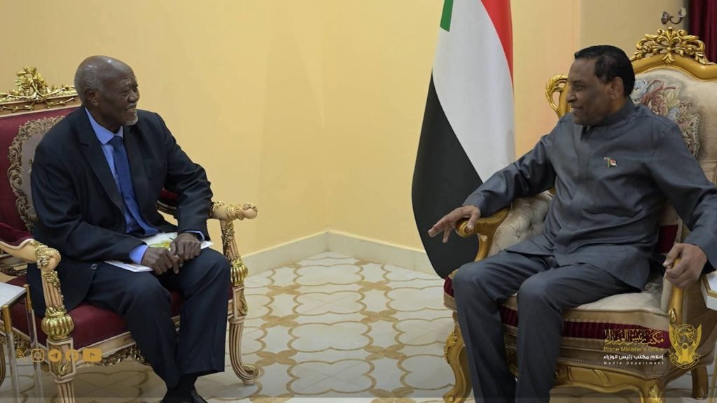 السودان – “ميرور نيوز”: *”رئيس الوزراء” يبحث مع وزير الحكم الاتحادي سير الترتيبات الجارية لعقد الملتقى الجامع لحكام وولاة الولايات*