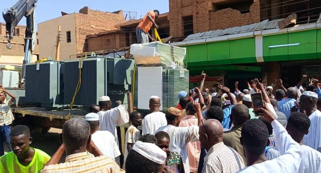 السودان – “ميرور نيوز”: *وصول الدفعة الأولى من محولات الكهرباء للسوق المركزي والمحلي بالخرطوم*