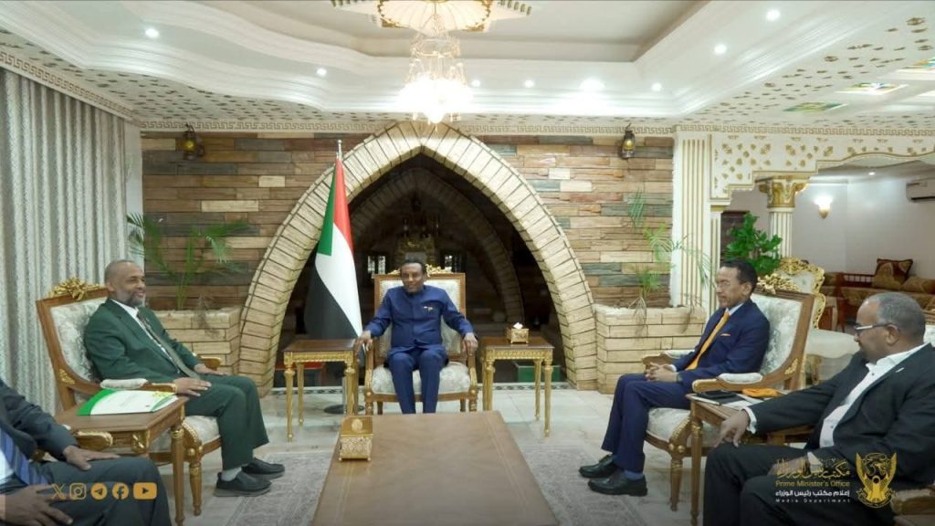 السودان – “ميرور نيوز”: *”رئيس الوزراء” يطمئن على الوضع الصحي وتشغيل المؤسسات الصحية في كافة أنحاء البلاد*