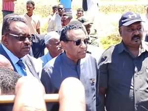 السودان – “ميرور نيوز”: *”رئيس الوزراء” يدشن حصاد القمح بمشروع الجزيرة*