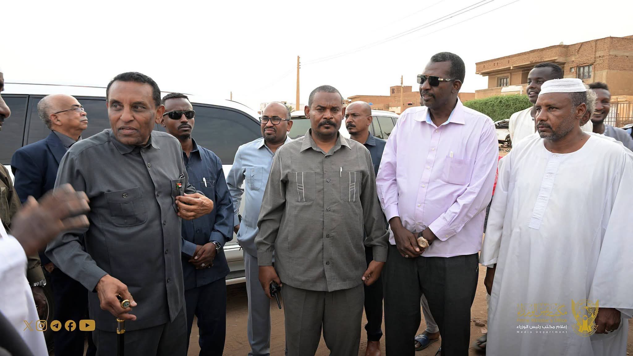 السودان – “ميرور نيوز”: *رئيس الوزراء يفتتح محول كهرباء أبوعركي البخيت بأمدرمان العرضة ويتفقد مواطني منطقة الأزهري*
